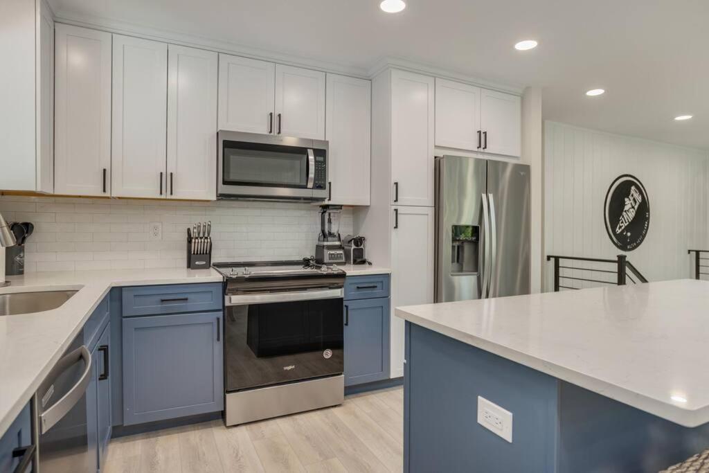 Luxury Beach House - 2Min Walk To Beach - Private Pool - Group & Dog Friendly Hilton Head Island Bagian luar foto